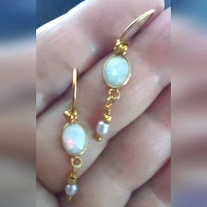 FRESHWATER PEARL OPAL EARRINGS